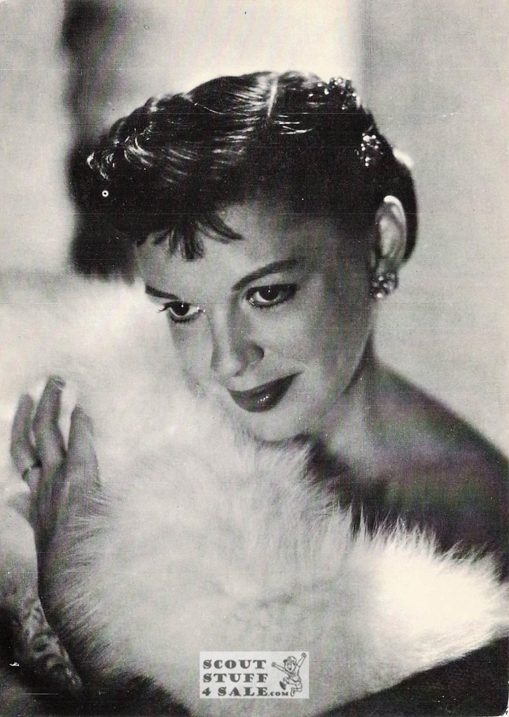 Judy Garland Vintage Black/White French Postcard, Editions Nugeron #NBR18