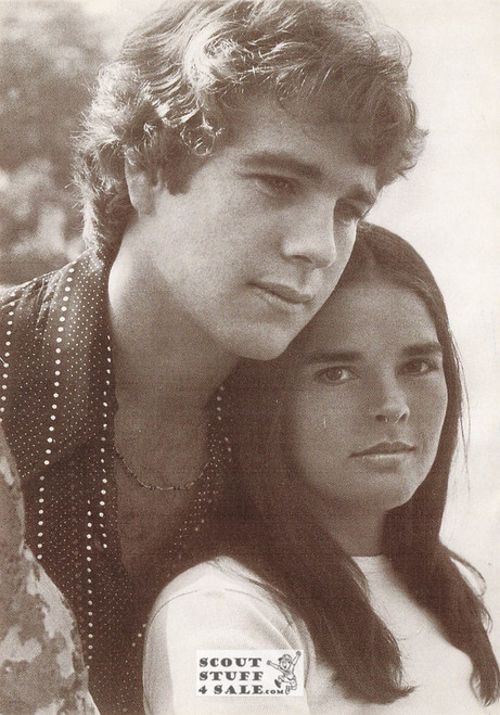 Love Story Sepia Print Postcard, Ryan O'Neal & Ali Macgraw, Ludlow Sales #FC604