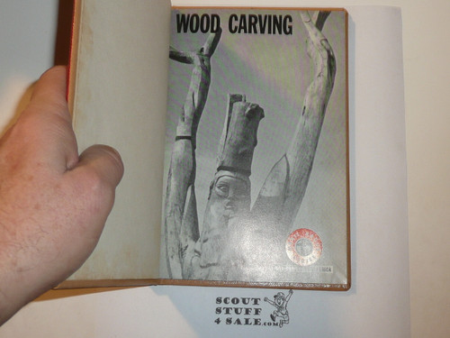 Wood Carving Library Bound Merit Badge Pamphlet, Type 7, Full Picture, 1969 Printing