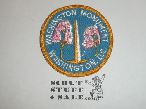 Vintage Eashington Monument Washington DC Travel Souvenir Patch, sewn but stiff