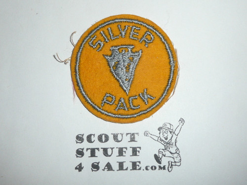 Silver Pack Felt Patch, Generic BSA Cub Scout Patch