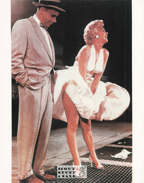 Marilyn Monroe Postcard of Sam Shaw Photo by Classico SF #220-032, 8x10"