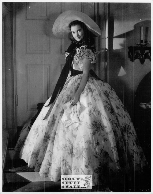 Gone WIth The Wind Vivien Leigh Movie Postcard by Classico SF #220-067, 8x10"