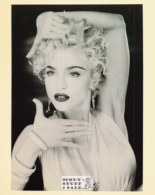 Madonna Postcard by Classico SF #463-011, 8x10"