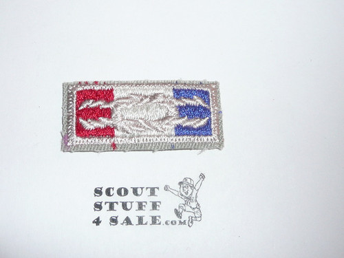 Explorer Award Knot (Silver, Gold), 1954-current