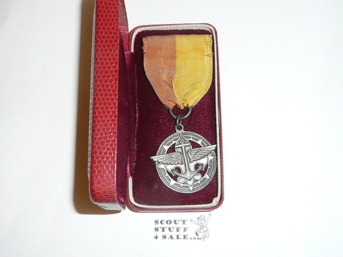 Explorer Silver Award Medal, Type 1, 1940's, Lite wear with some fade to ribbon, in original Box, STERLING Silver with Robbins Hallmark