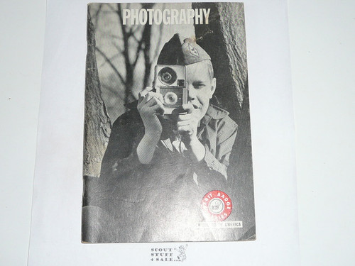 Photography Merit Badge Pamphlet, Type 7, Full Picture, 8-70 Printing