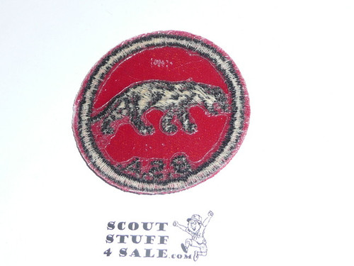 Panther Patrol Medallion, Red Twill with plastic back, 1955-1971