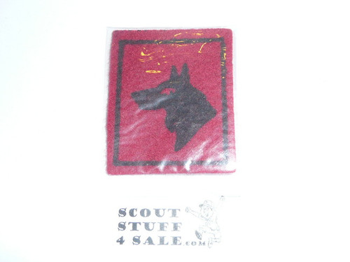 Wolf Patrol Medallion, Felt Rectangular, 1925-1926