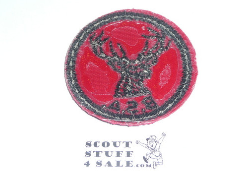 Stag Patrol Medallion, Red Twill with plastic back, 1955-1971