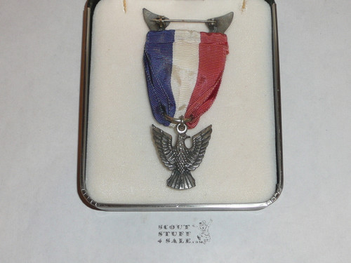 Eagle Scout Medal, Stange 3 (Goose Neck), 1974-1978, MINT unused cond in Boxition