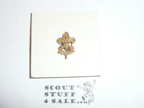First Class Scout Rank Lapel Pin (Could be used as Generic Scouting Lapel Pin), Spin Lock Clasp, 16mm tall, cast knot - scout