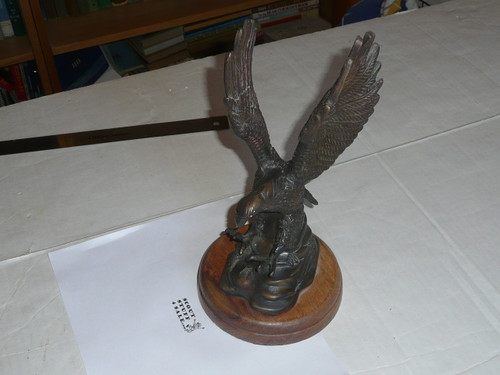 bronze eagle statue, heavy, 11 high by 5.75 wide