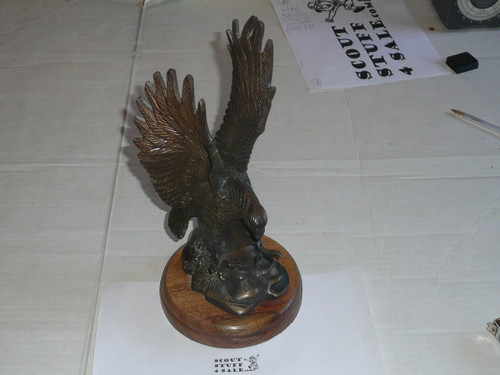 bronze eagle statue, heavy, 11 high by 5.75 wide