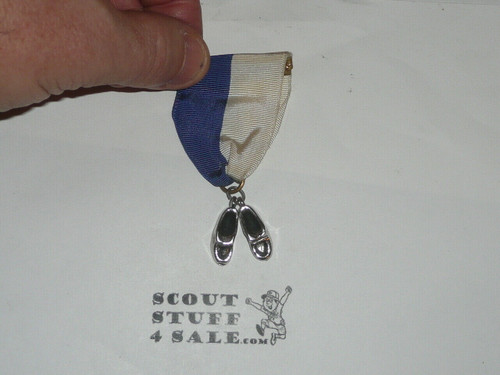 Silver Moccasin Trail Medal, Los Angeles Area Council, wht/blue ribbon
