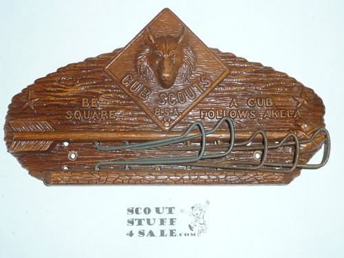 1960's Pressed Wood Syroco Cub Scout Tie Holder