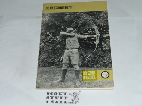 Archery Merit Badge Pamphlet, Type 8, Green Band Cover, 1-78 Printing