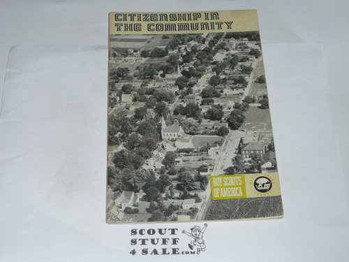 Citizenship in the Community Merit Badge Pamphlet, Type 8, Green Band Cover, 6-72 Printing
