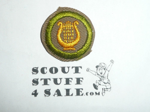 Music - Type E - Khaki Crimped Merit Badge (1947-1960)