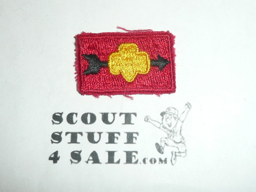 Girl Scout Trefoil with Arrow Patch