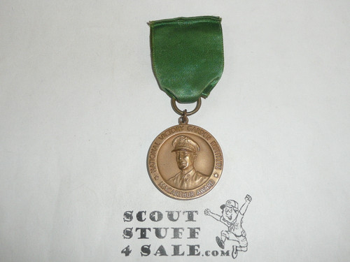 WWII Macarthur War Food Program Award Medal, Green RIbbon