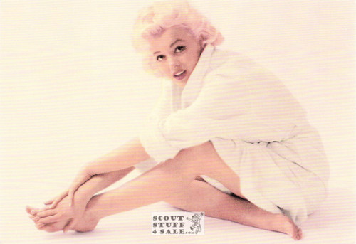 Marilyn Monroe Postcard by Classico San Francisco #105-546