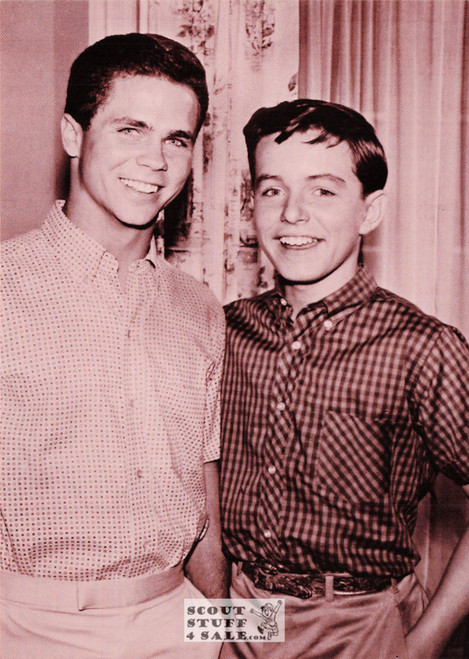 Wally & Beaver Sepia Postcard by Classico SF/Foto Parjetas #136-110 / FC150