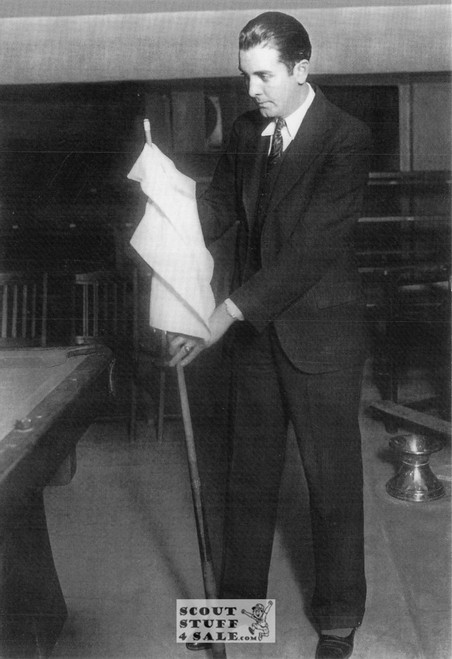 Ralph Greenleaf Shooting Pool Postcard, 15 time World Champ, Classico #552-008