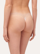 Lace thong in pink_2