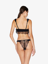 Wireless Bra in Black with lace overlay_2
