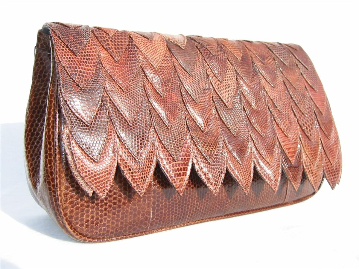 Oil Spill Lizard Clutch main image 1