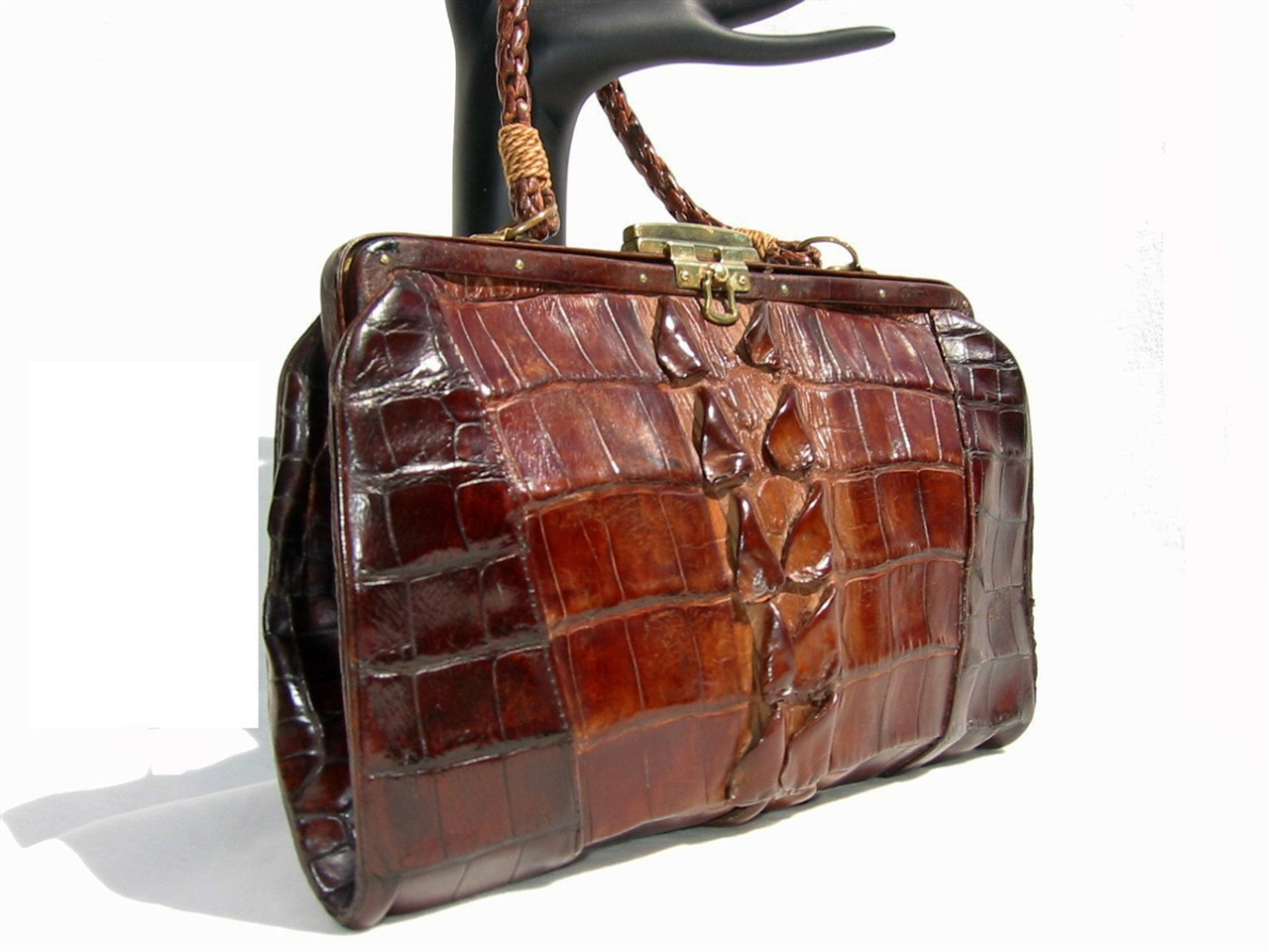 GENUINE ALLIGATOR SKIN HANDBAG - BLACK