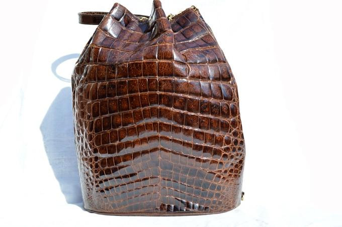 XXL 14 x 13 1990's Chocolate Brown CROCODILE BELLY Skin Drawstring