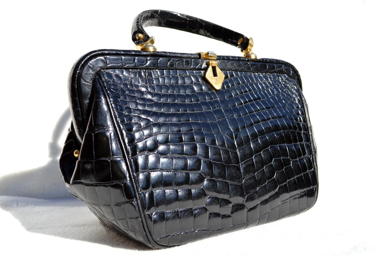 Lovely ROSENFELD 1950's-60's BLACK Alligator Belly Skin Handbag