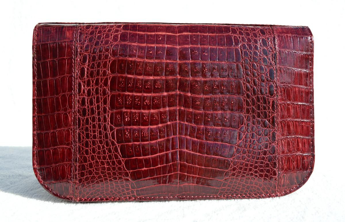 BURGUNDY FAUX CROCODILE LEATHER CROSSBODY BAG – Le Obsession Boutique