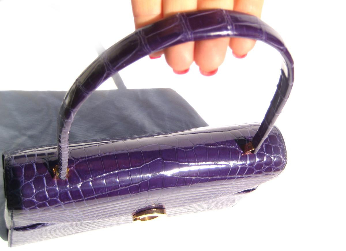 Gorgeous Early 2000's Grape Compote VIOLET CROCODILE Belly Skin