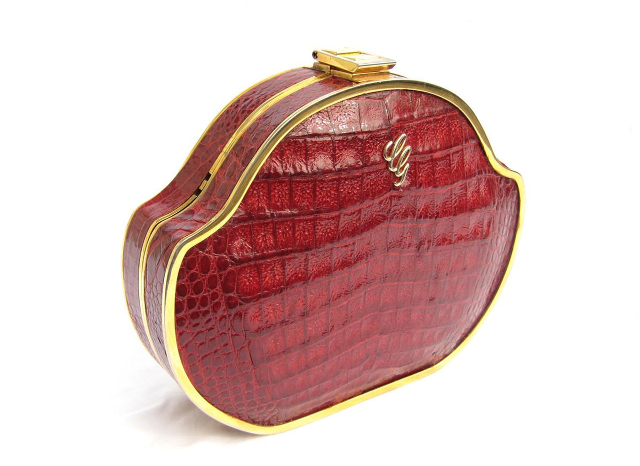 OXBLOOD RED 1980's Hard-Sided Crocodile Belly Skin CLUTCH