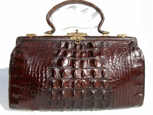  LOVELY Espresso Brown Early 1900's Edwardian Hornback Alligator Handbag 