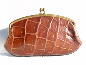  Large 1930's-40's Chocolate Brown ALLIGATOR Skin Change Purse 