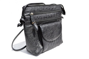  JET BLACK 1990's-2000's Ostrich Skin Shoulder Bag 