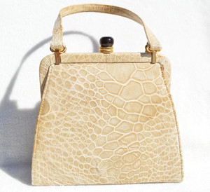  Petite Light TAN 1950's-1960's TURTLE Skin Handbag - Great Clasp! 