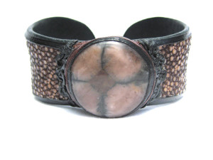  New! Handmade Unique Cross Stone  & Genuine Stingray Skin Leather CUFF 