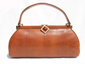 1950's-60's BURNT ORANGE Lizard Skin Handbag w/Bakelite Clasp 