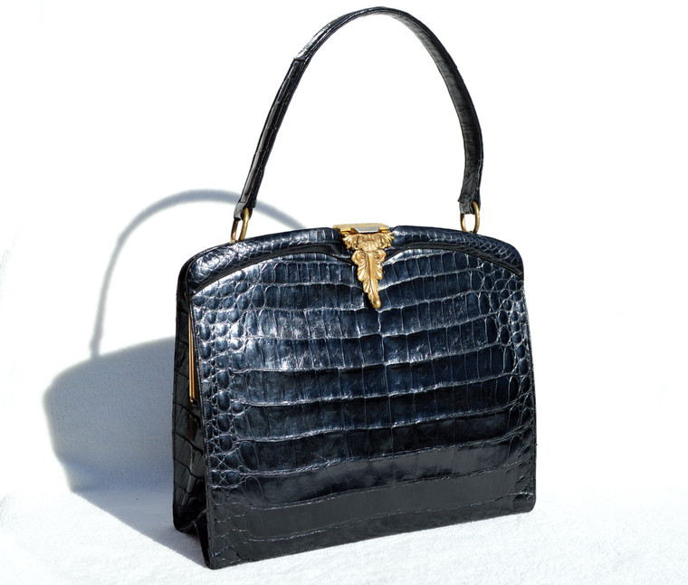 Gorgeous ROSENFELD 1950's-60's BLACK Alligator Belly Skin Handbag - Great Clasp!