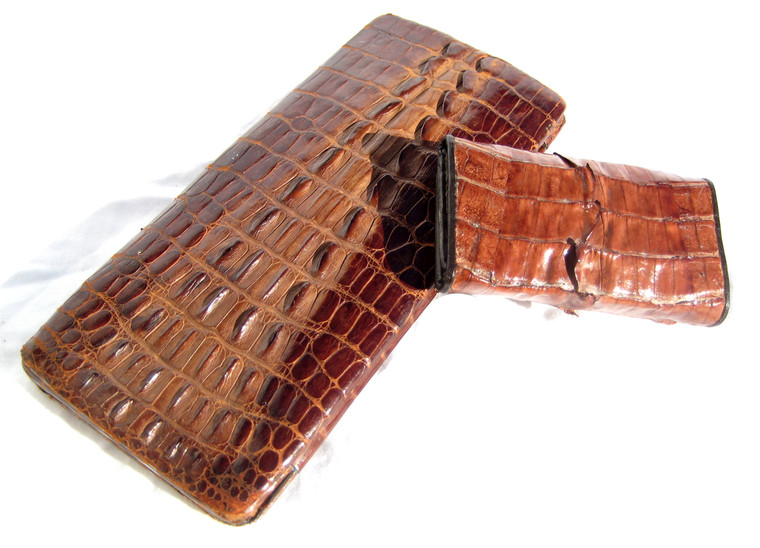 Terrific 1940's Hornback Crocodile Skin Tail Long Wallet w/Key Case