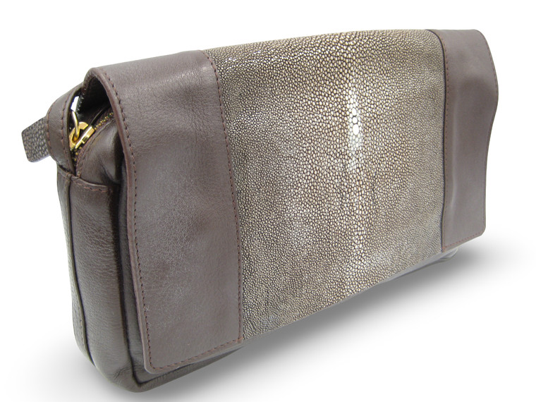 Beautiful 2000's STINGRAY Skin & Genuine Leather Shoulder CROSS Body Bag - VIVO