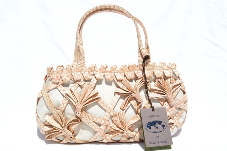 Pale Pink & Cream 1990's-2000's Cobra SNAKE Skin & Canvas Handbag - David & Scotti - Italy