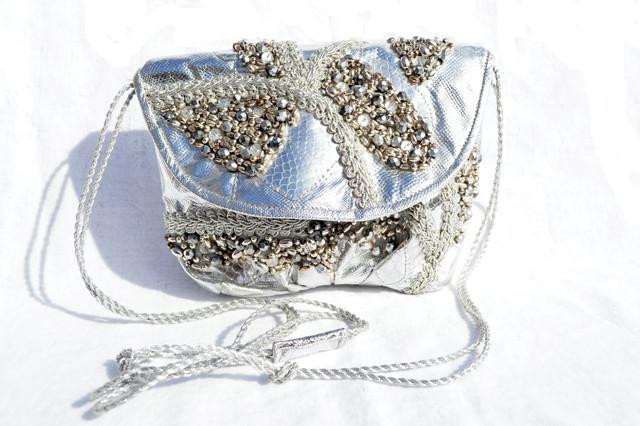  1980's-90's GRACE ANN AGOSTINO Metallic SILVER Beaded Cobra & Karung Snake Skin Clutch Shoulder Evening Bag 