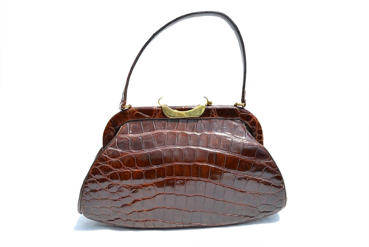 Voluptuous 1950's-60's Chocolate Brown Alligator Skin Handbag - Vassar?