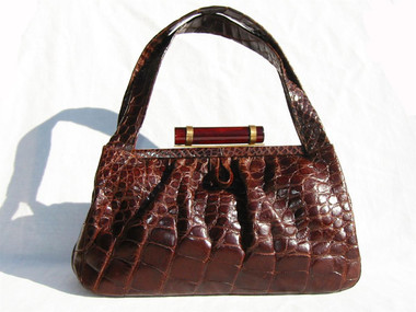 Awesome 1940's DECO Alligator Bag w/BAKELITE - DEITSCH